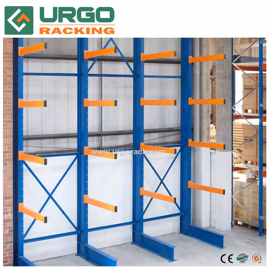 Sistema di scaffalature cantilever per lo stoccaggio delle merci.  Scaffale a sbalzo per carichi pesanti