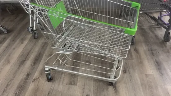 Carrello a mano del supermercato