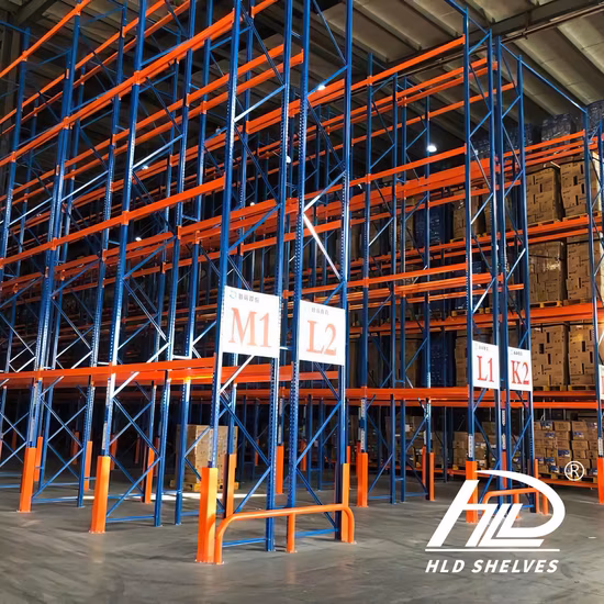 Sistema di scaffalature a sbalzo per stoccaggio con scaffalature per carichi pesanti